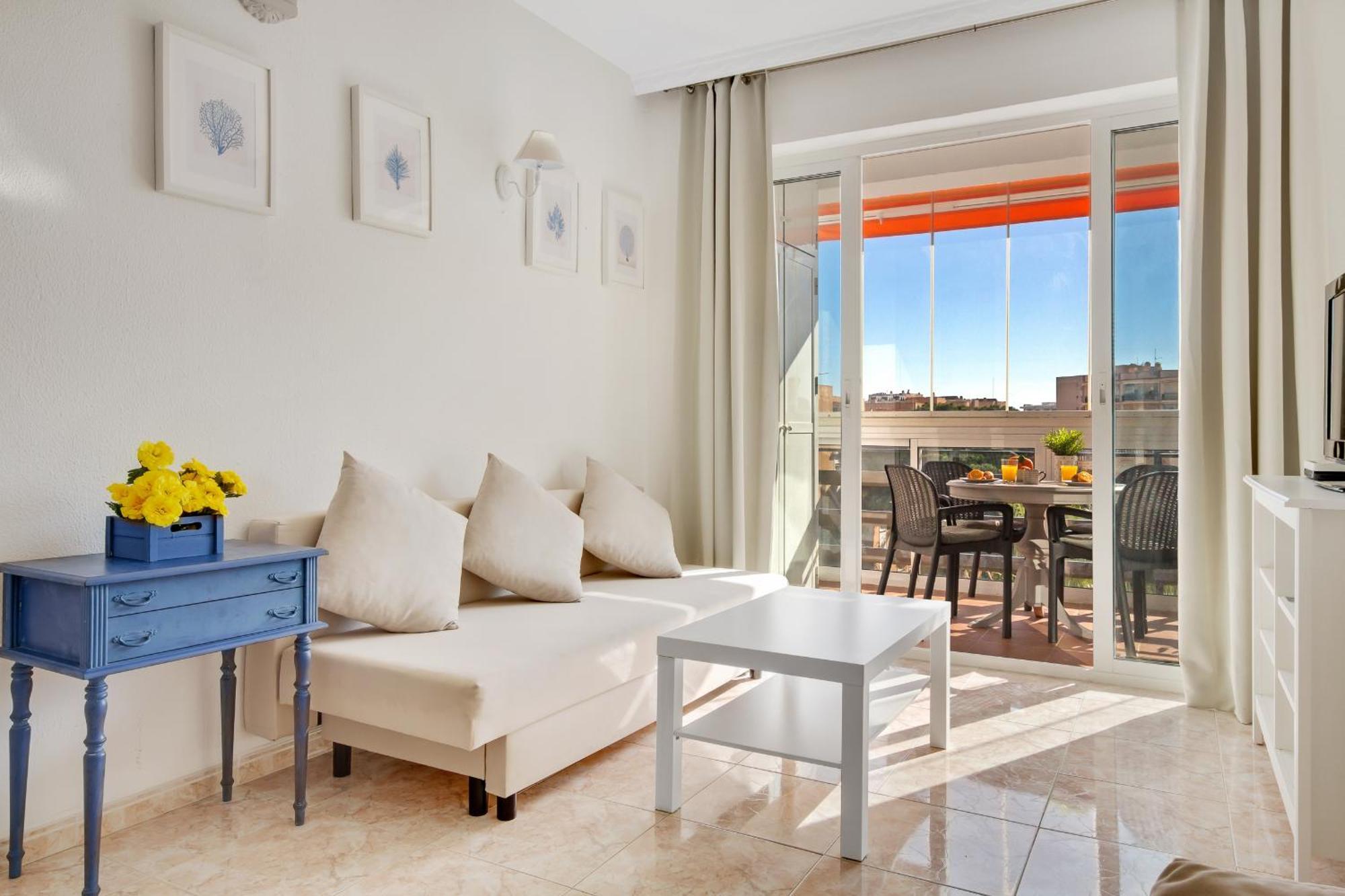 דירות טורמולינוס Sol Montemar 54 By Ivi Real Estate מראה חיצוני תמונה
