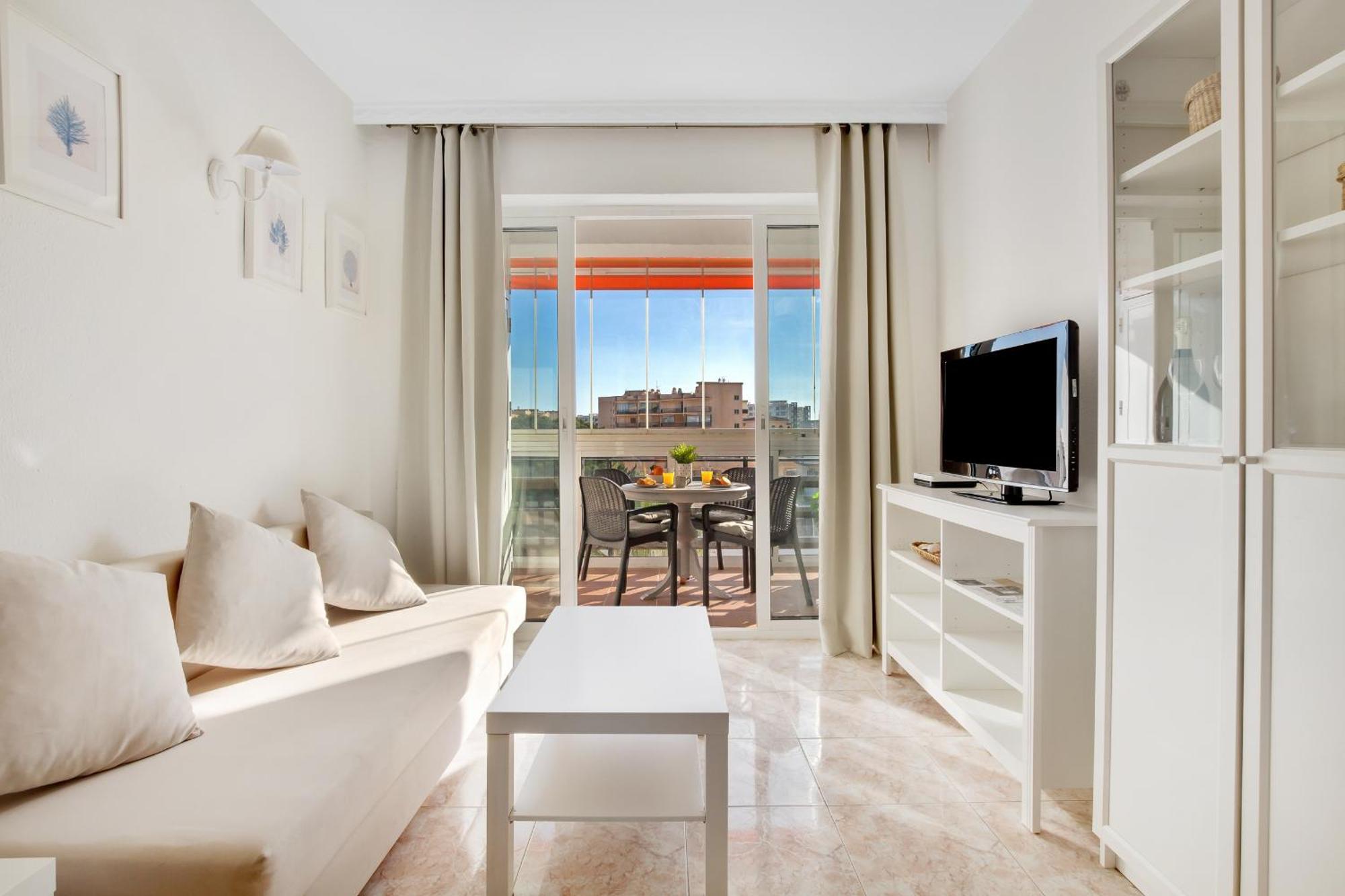 דירות טורמולינוס Sol Montemar 54 By Ivi Real Estate מראה חיצוני תמונה